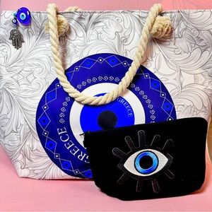 NWT-EE TOTE BAG BUNDLE W/ COSMETIC BAG AND BAG CHARM